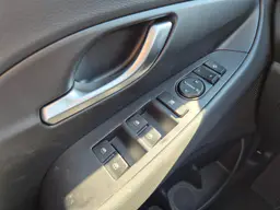 Hyundai i30 - photo 13