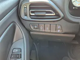 Hyundai i30 - photo 14