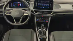 Volkswagen T-Roc - photo 20