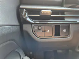 Kia Sportage - photo 11