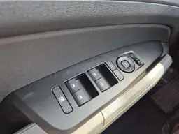 Kia Sportage - photo 10