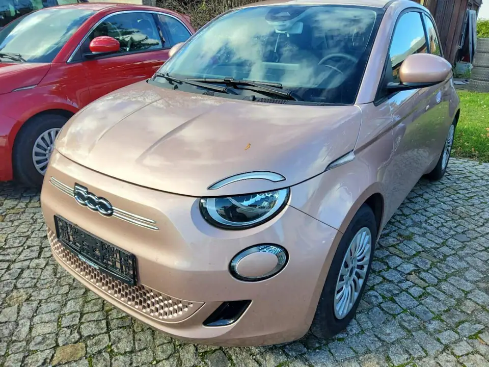 2023 Fiat 500e 42 kWh
