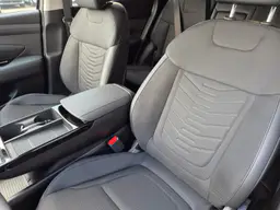 Hyundai Tucson - photo 12