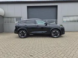 Nissan Qashqai - photo 6