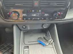Nissan Qashqai - photo 23