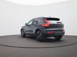 Volvo XC40 - photo 3