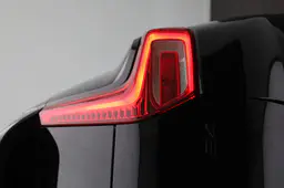 Volvo XC40 - photo 10