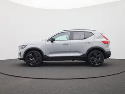 Volvo XC40 - photo 2