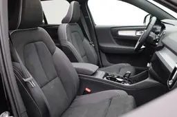 Volvo XC40 - photo 17