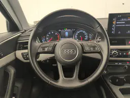 Audi A4 - photo 14