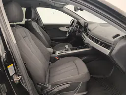 Audi A4 - photo 9