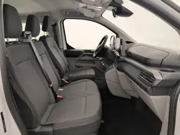 Ford Tourneo - photo 9