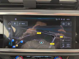 Audi Q3 - photo 18