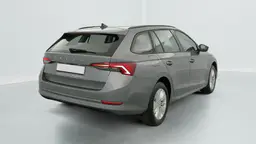 Skoda Octavia - photo 7