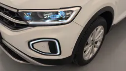 Volkswagen T-Roc - photo 24