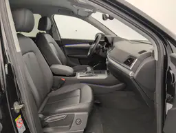 Audi Q5 - photo 9