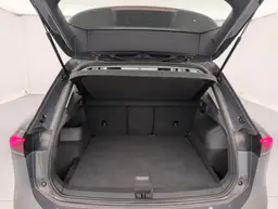 Volkswagen Tiguan - photo 11