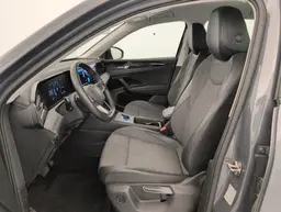 Volkswagen Tiguan - photo 16