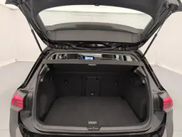 Volkswagen Golf - photo 11