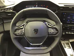 Peugeot 308 - photo 12