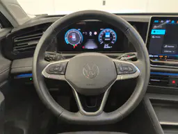 Volkswagen Tiguan - photo 14