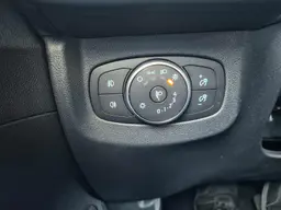 Ford Tourneo - photo 15