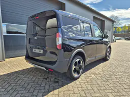 Ford Tourneo - photo 5