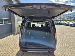 Ford Tourneo - photo 9