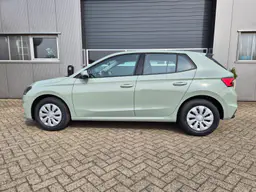 Skoda Fabia - photo 2
