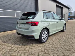 Skoda Fabia - photo 5