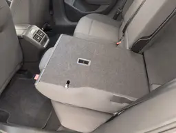 Volkswagen Passat - photo 12