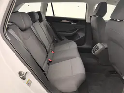 Volkswagen Passat - photo 10