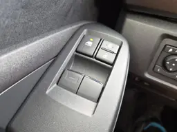 Toyota Yaris - photo 14