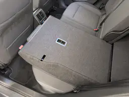 Volkswagen Golf - photo 12