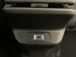 Jeep Avenger - photo 21