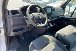 Renault Master - photo 13