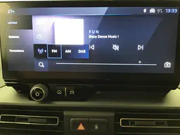 Peugeot Partner - photo 17