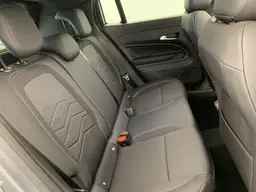 Jeep Avenger - photo 10