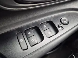 Hyundai i20 - photo 13