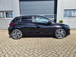 Hyundai i20 - photo 6
