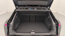 Volkswagen T-Roc - photo 11