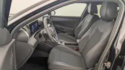 Volkswagen T-Roc - photo 16