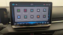 Volkswagen T-Roc - photo 19