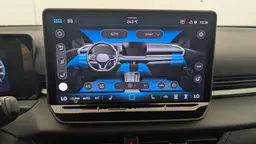 Volkswagen T-Roc - photo 20