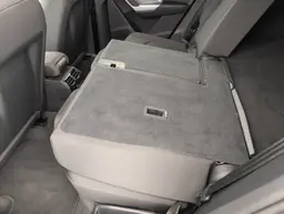 Audi Q3 - photo 12