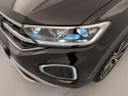 Volkswagen T-Roc - photo 21