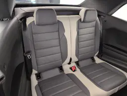 Volkswagen T-Roc - photo 10