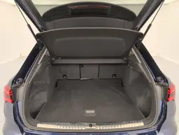Audi Q3 - photo 11