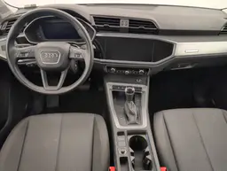 Audi Q3 - photo 13