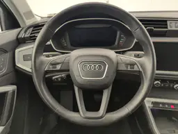 Audi Q3 - photo 14